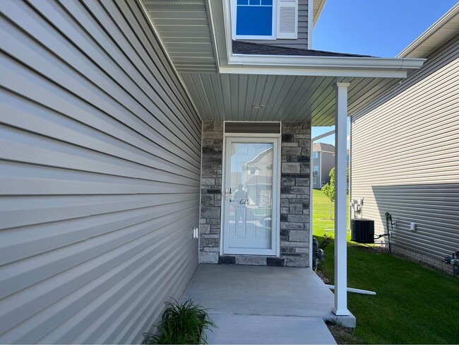 Building Photo - 8976 Buckshot Rd Rental