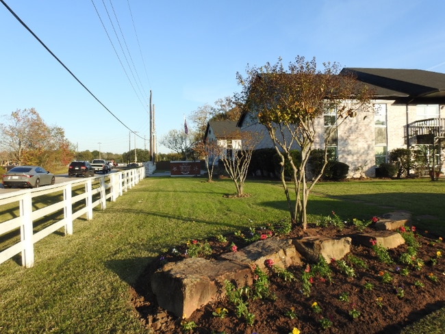 Photo - 327 W Hufsmith Rd Unidad 205