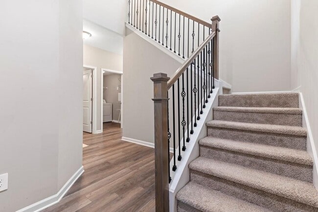 Photo - 1010 Valley Rock Dr