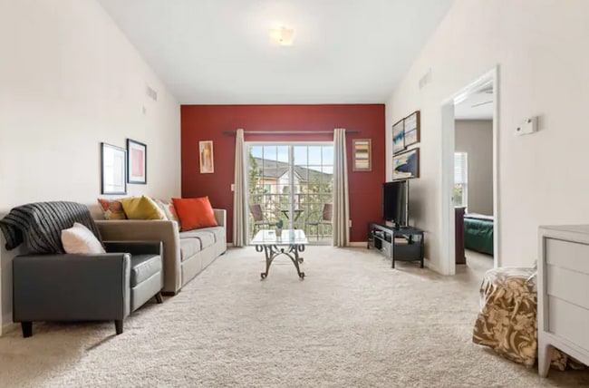 Building Photo - 8201 Green Parrot Road Unit 308