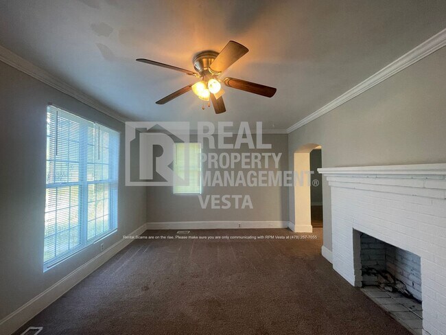 Photo - 2779 Suwanee Ave