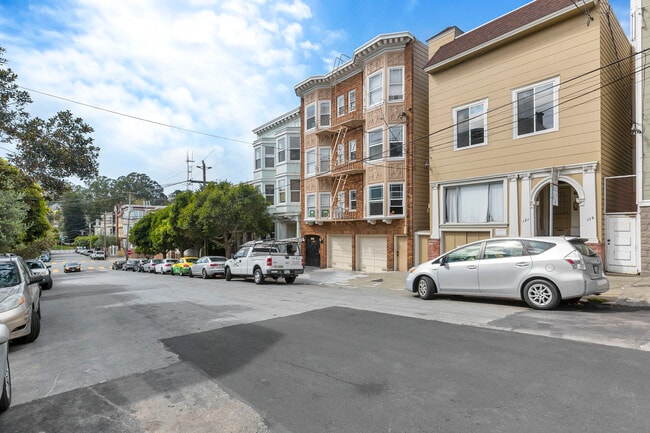 125 Clayton