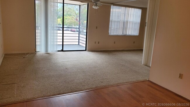 Photo - 1000 St Charles Pl Unit 215