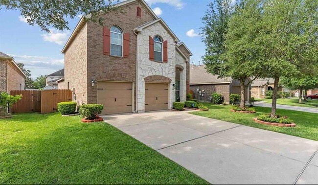 Photo - 17419 Woodfalls Ln House