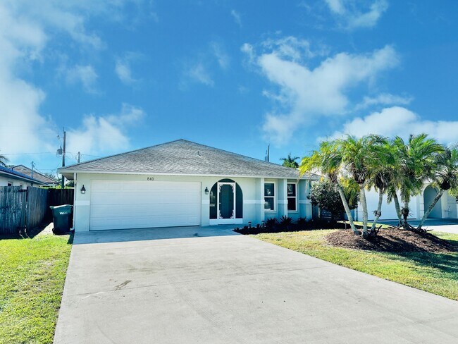 Photo - 840 104th Ave N