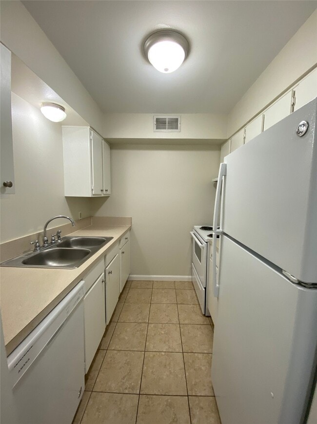 Photo - 130 Oyster Creek Dr Unit 22