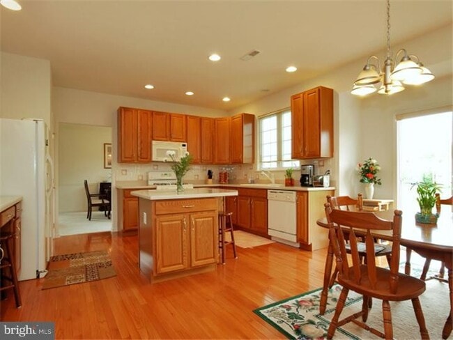 Photo - 3 Kirby Cir