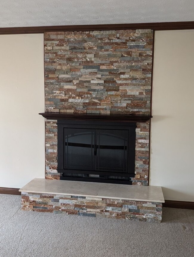 Photo - 4 Bedroom Beavercreek Home - AVAILABLE NOW!