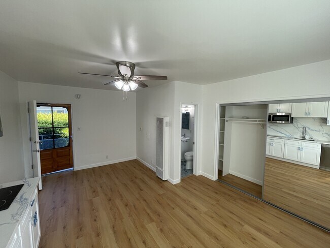 Photo - Navy Street Apartments