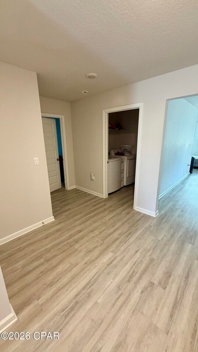 Photo - 250 Boggy Crk Wy