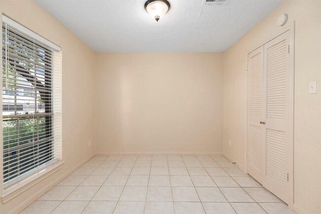 Photo - 14215 Lost Meadow Ln