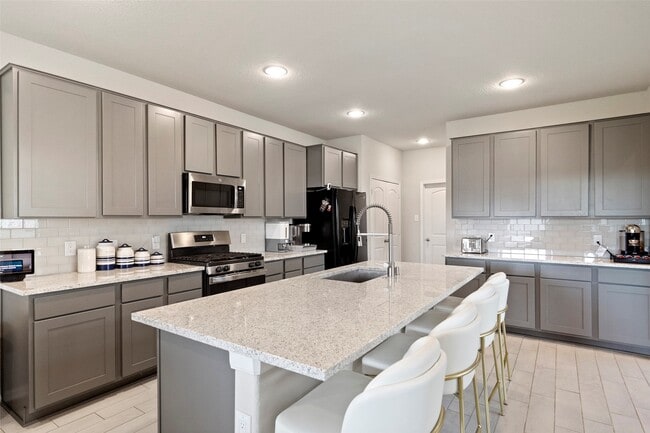 Building Photo - 2277 Forest Chestnut Dr