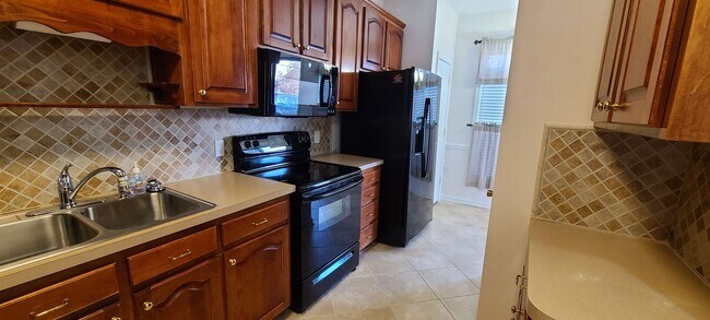 Photo - Lakewalk Subdivision TH - 6-9 Month Rental