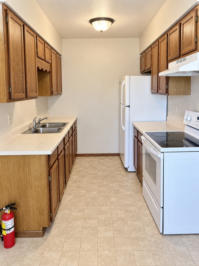 611 Dutchman Dr Unit 3