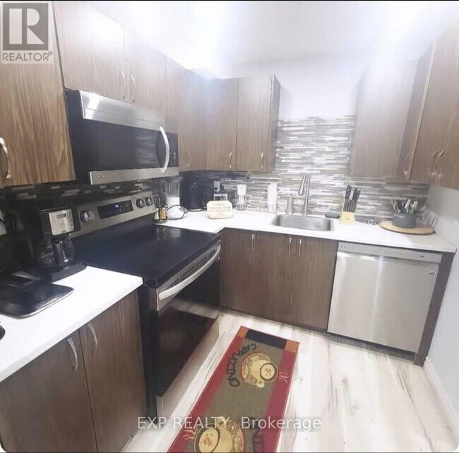 Photo - 267 Bethune Ave