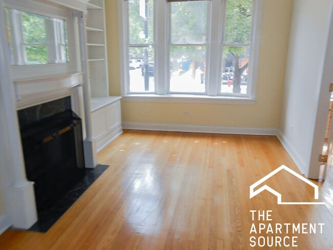 Photo - 3856 N Southport Ave Apartments Unit 1A