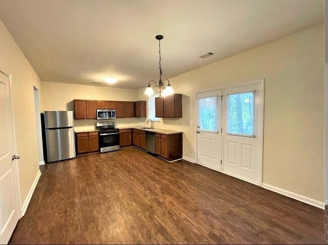 Photo - 2495 Valley Creek Dr
