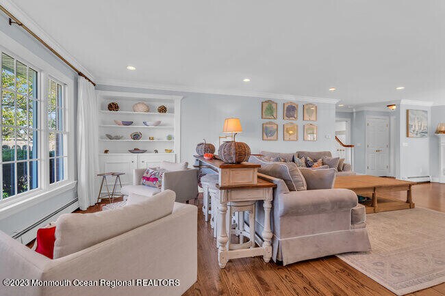 Photo - 809 W Lk Dr