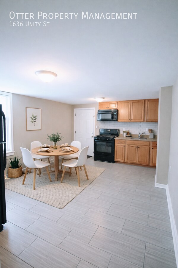 Photo - 1636 Unity St