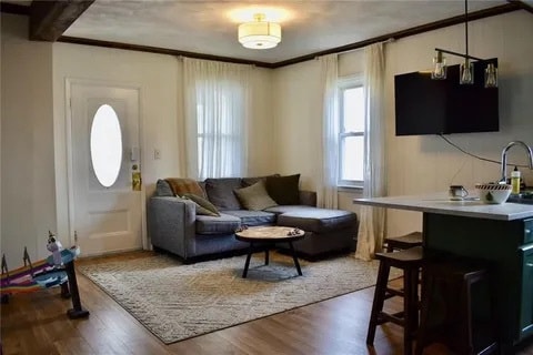 88 Maple Ave Unit For Rent