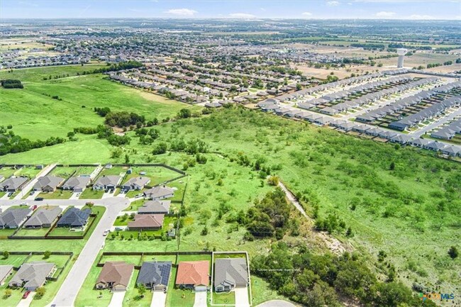 Photo - 2031 Broken Shoe Trl