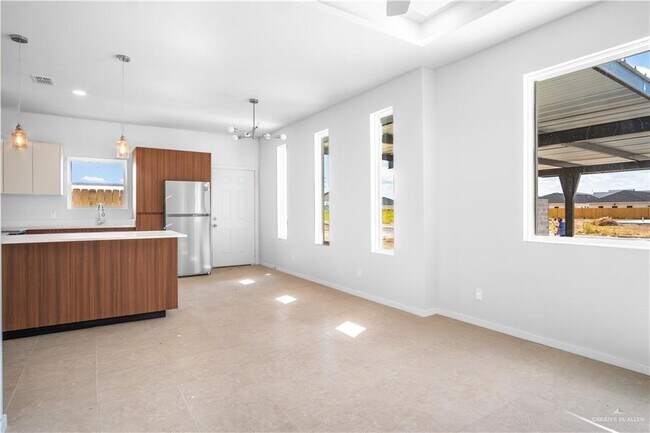 Photo - 12 N Alexandrite Ave Unit 1