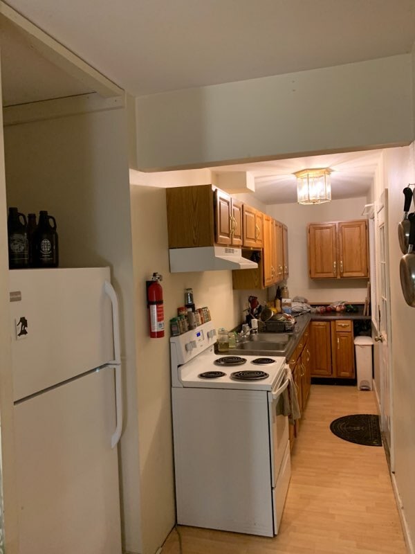 76-78 Marble Ave