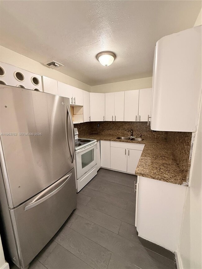 Photo - 5230 SW 116th Ave