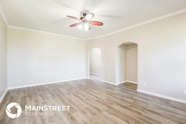 Building Photo - 11900 SW 18th St Rental