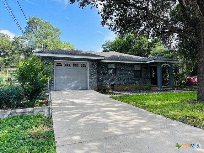 Building Photo - 773 E Mather St Rental