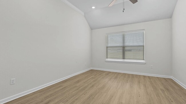 Photo - 4520 W Topeka Ave