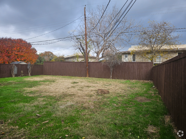 Building Photo - 1221 McHam St Rental