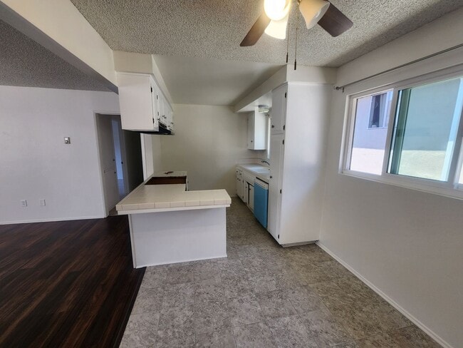 1219 Amethyst St Unidad C