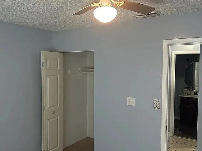 Photo - Lighthouse Rd