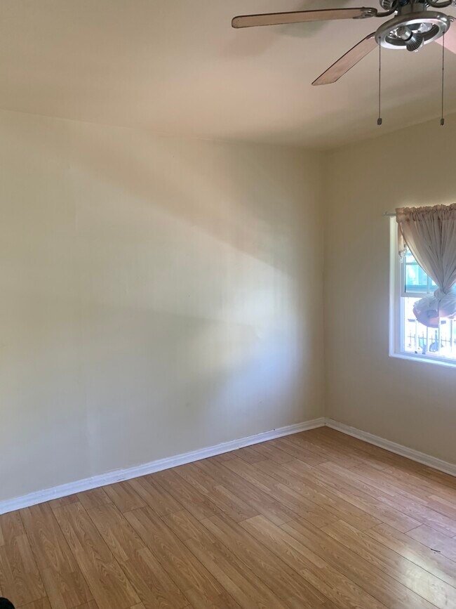 Photo - 158 S Berendo St Unit 207