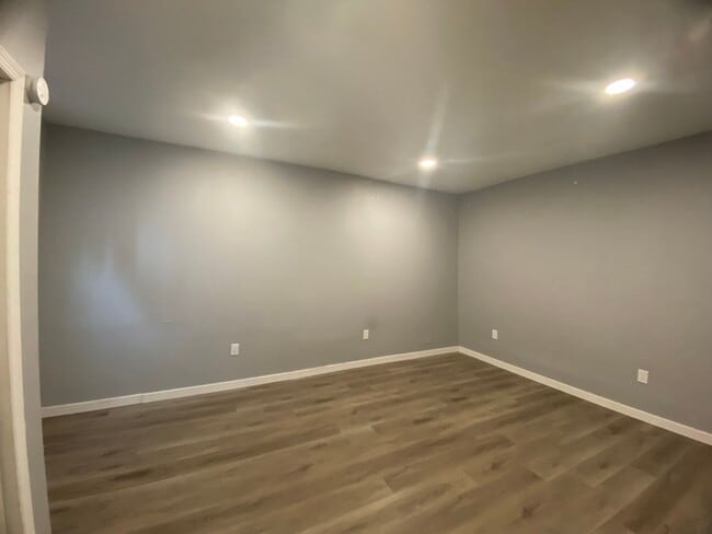 1380 Main St Unit 1