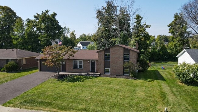 Photo - 202 Spring Tree Ln