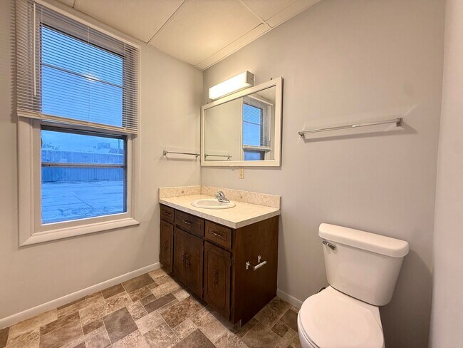 706 S 4th St Unit B