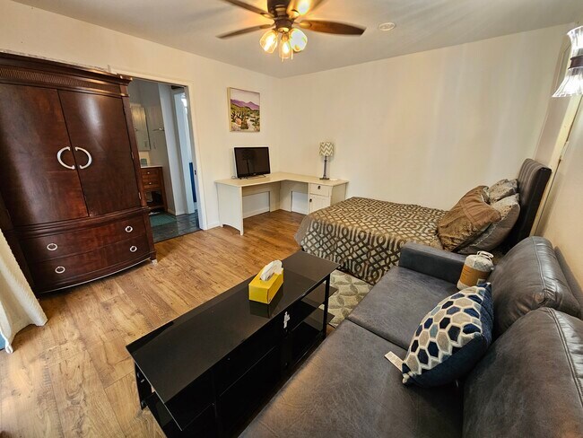Photo - 88 Altura Dr House