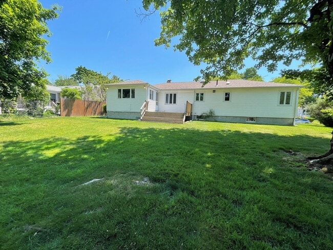 Photo - 136 Truman Rd