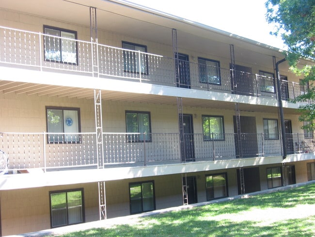 Garden Brooke Apartments