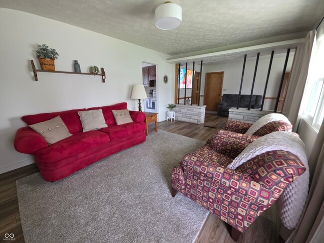 Photo - 806 Harney Dr