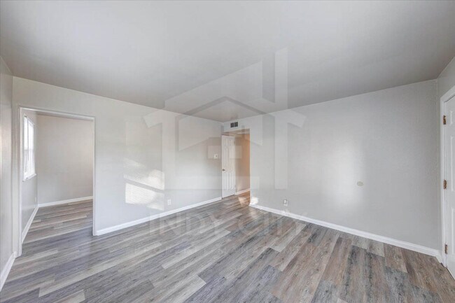 Photo - 64 S Galeston Ave