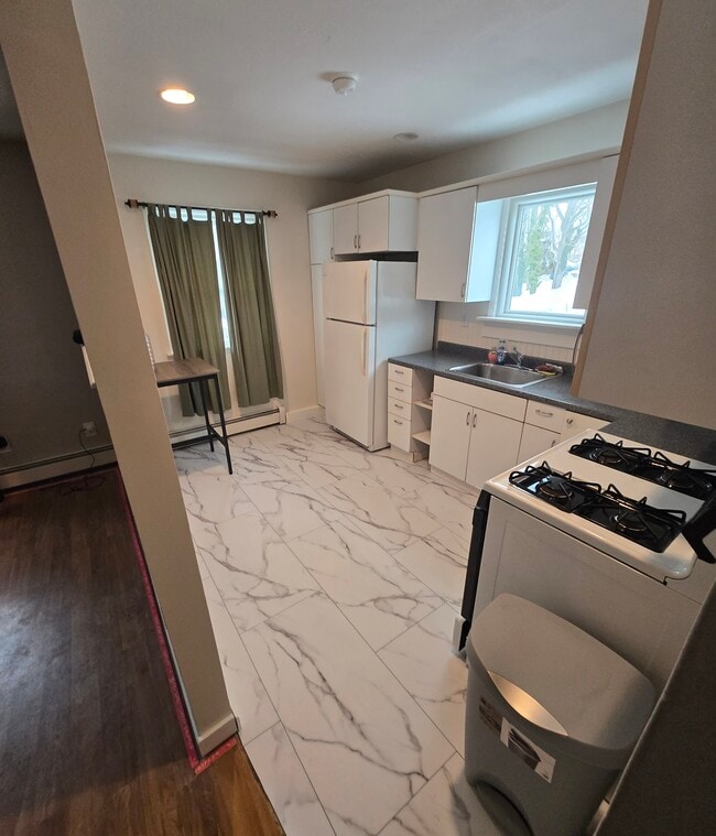 Photo - 23 Valkyr Rd Unidad top floor