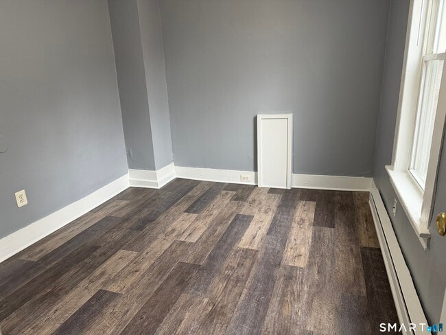 Photo - 112 Rockwell St Unit 1