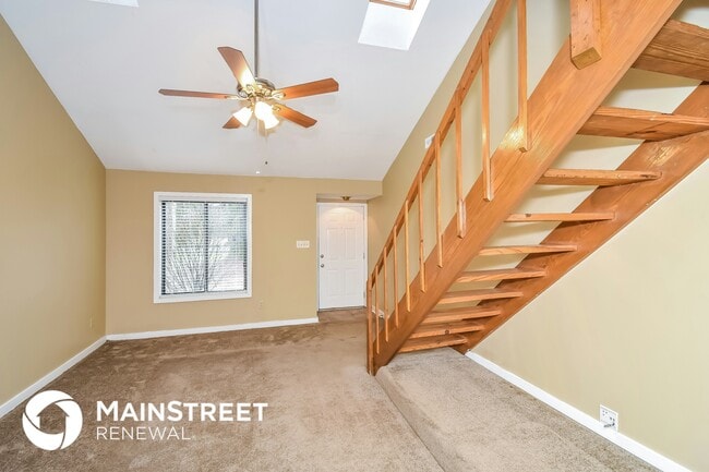 Photo - 2808 Six Mile Ln