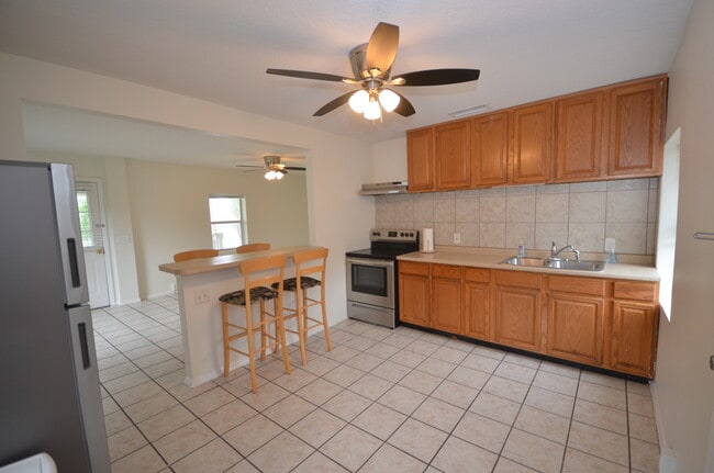 Photo - 114 6th Ave S Apartments Unit 4
