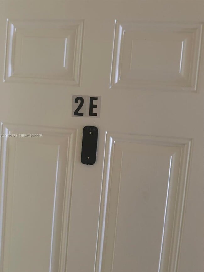 Photo - 17051 NE 23rd Ave Unit 2E