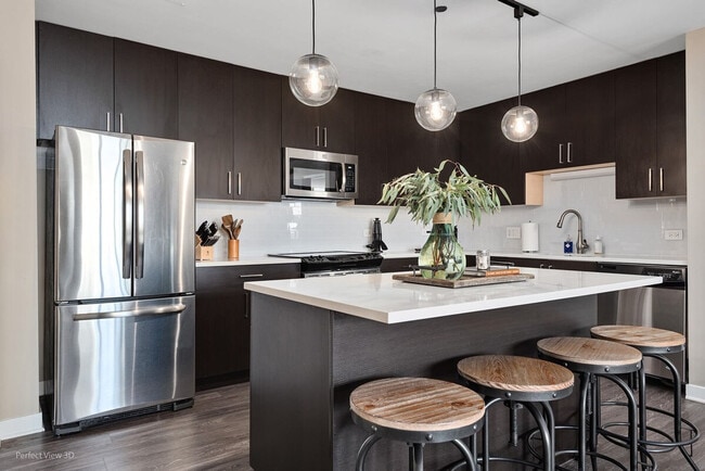 Photo - 45 E Chicago Ave Unit ID1029614P