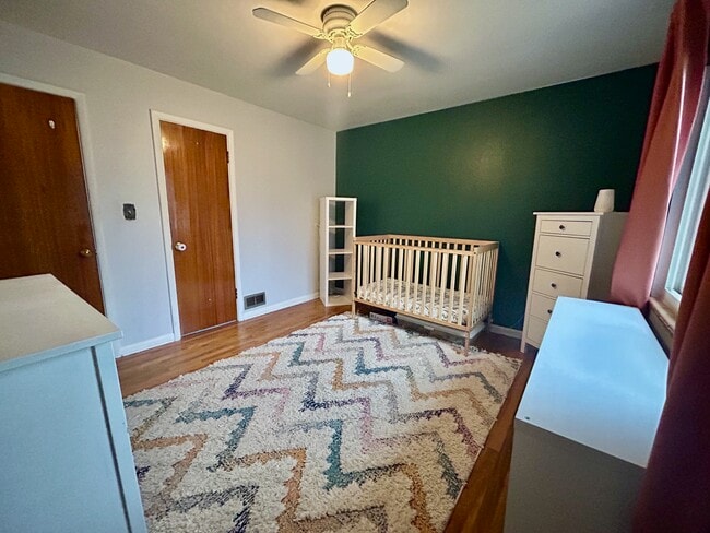 Photo - 4751 S Delaware St